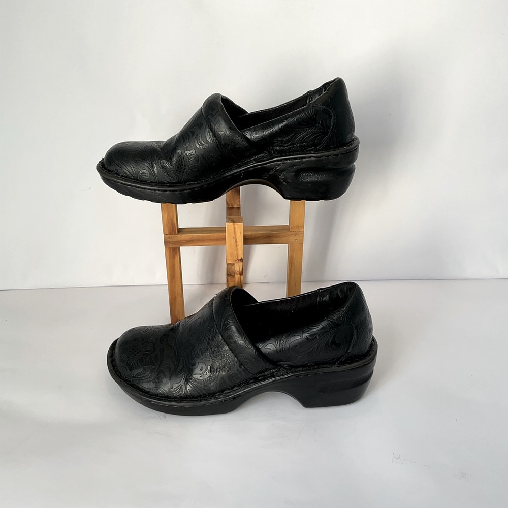 Women’s B.O.C clogs